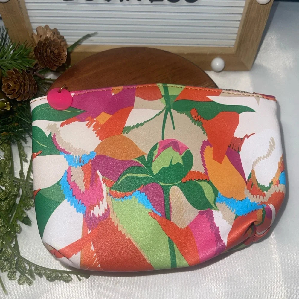 Ipsy May 2023 Blooming with Potential Abstract Floral Print Cosmetic Makeup Bag.